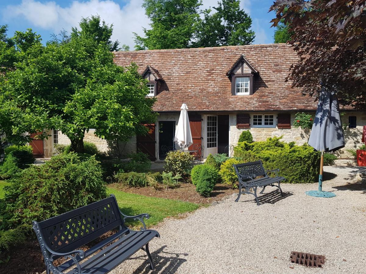 Bed and Breakfast Moulin Du Soustre Cavagnac Esterno foto