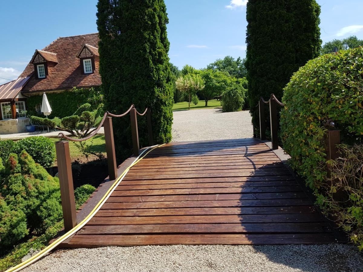 Bed and Breakfast Moulin Du Soustre Cavagnac Esterno foto