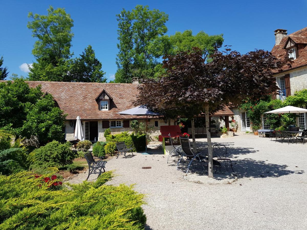 Bed and Breakfast Moulin Du Soustre Cavagnac Esterno foto