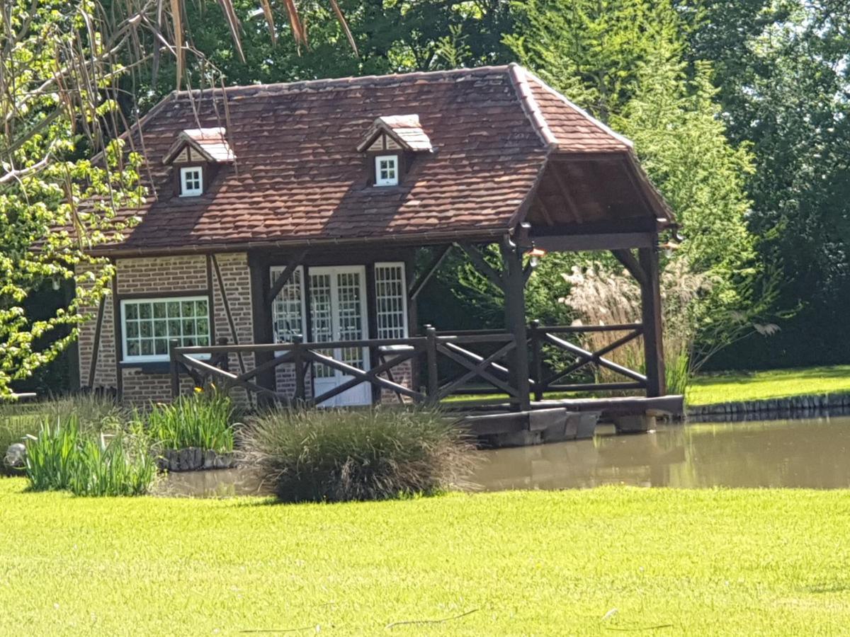 Bed and Breakfast Moulin Du Soustre Cavagnac Esterno foto